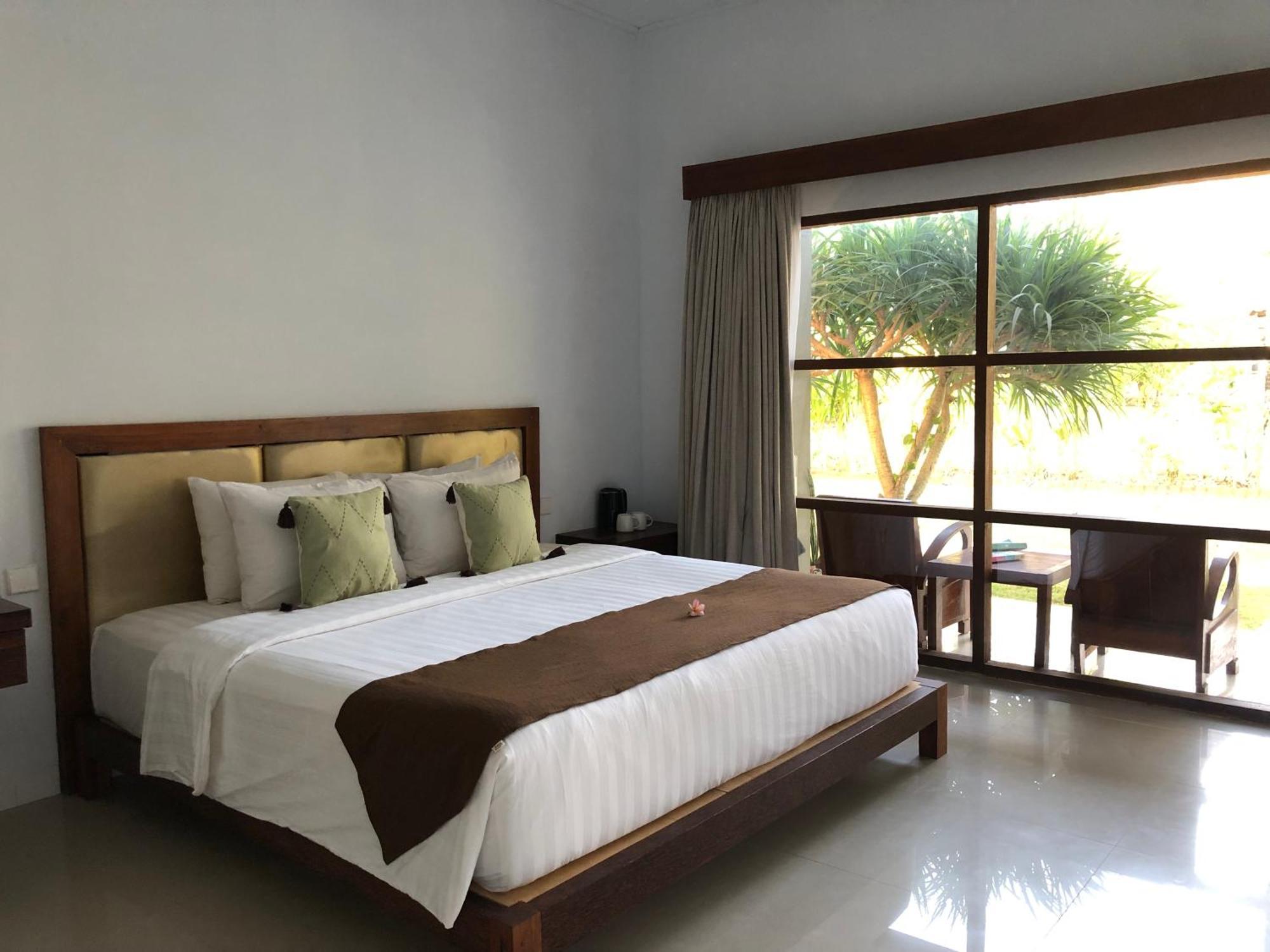 Maha Di Nusa Guest house *