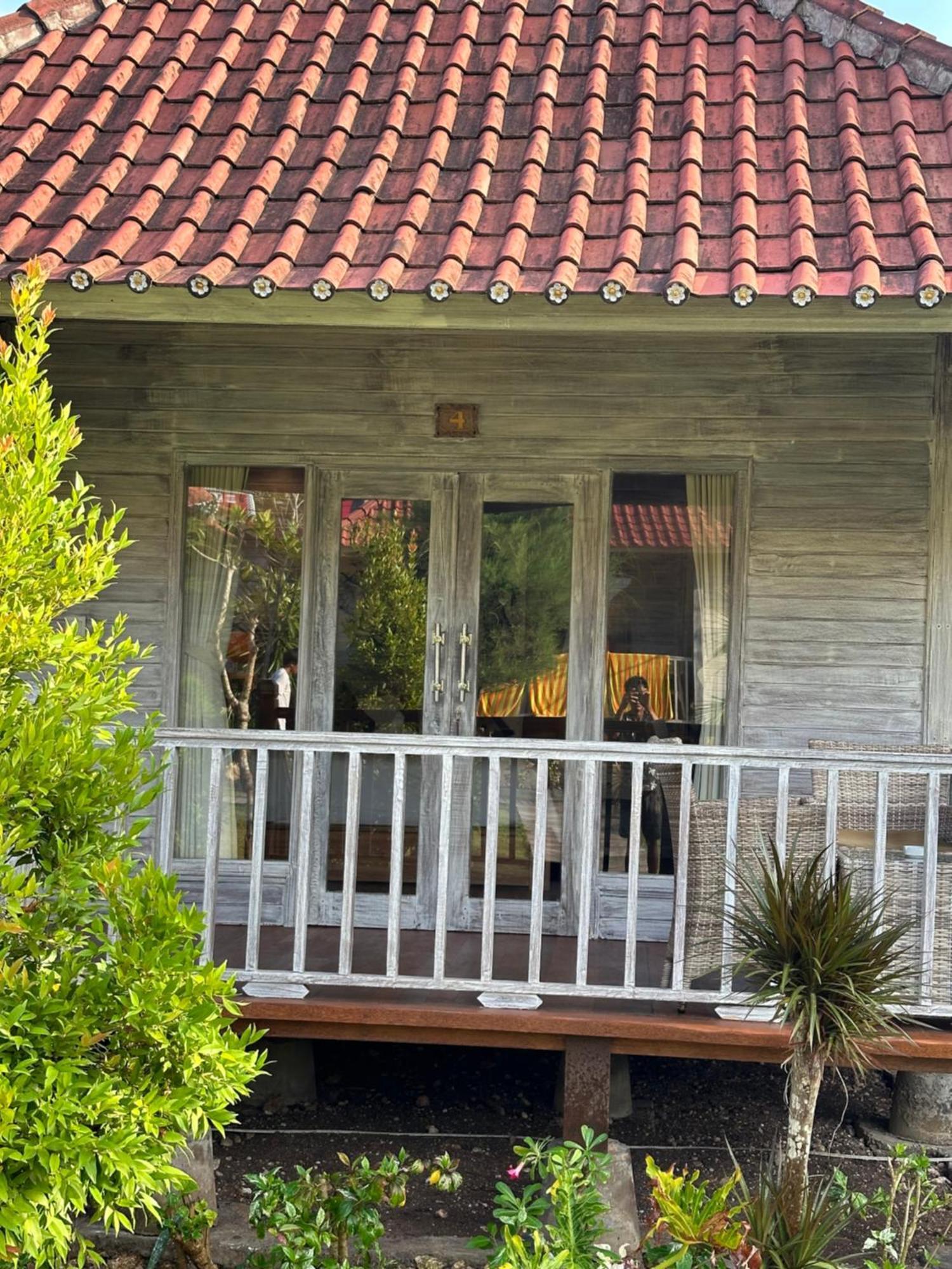 Taman liburan The Niti Hut's Nusa Lembongan (Bali)
