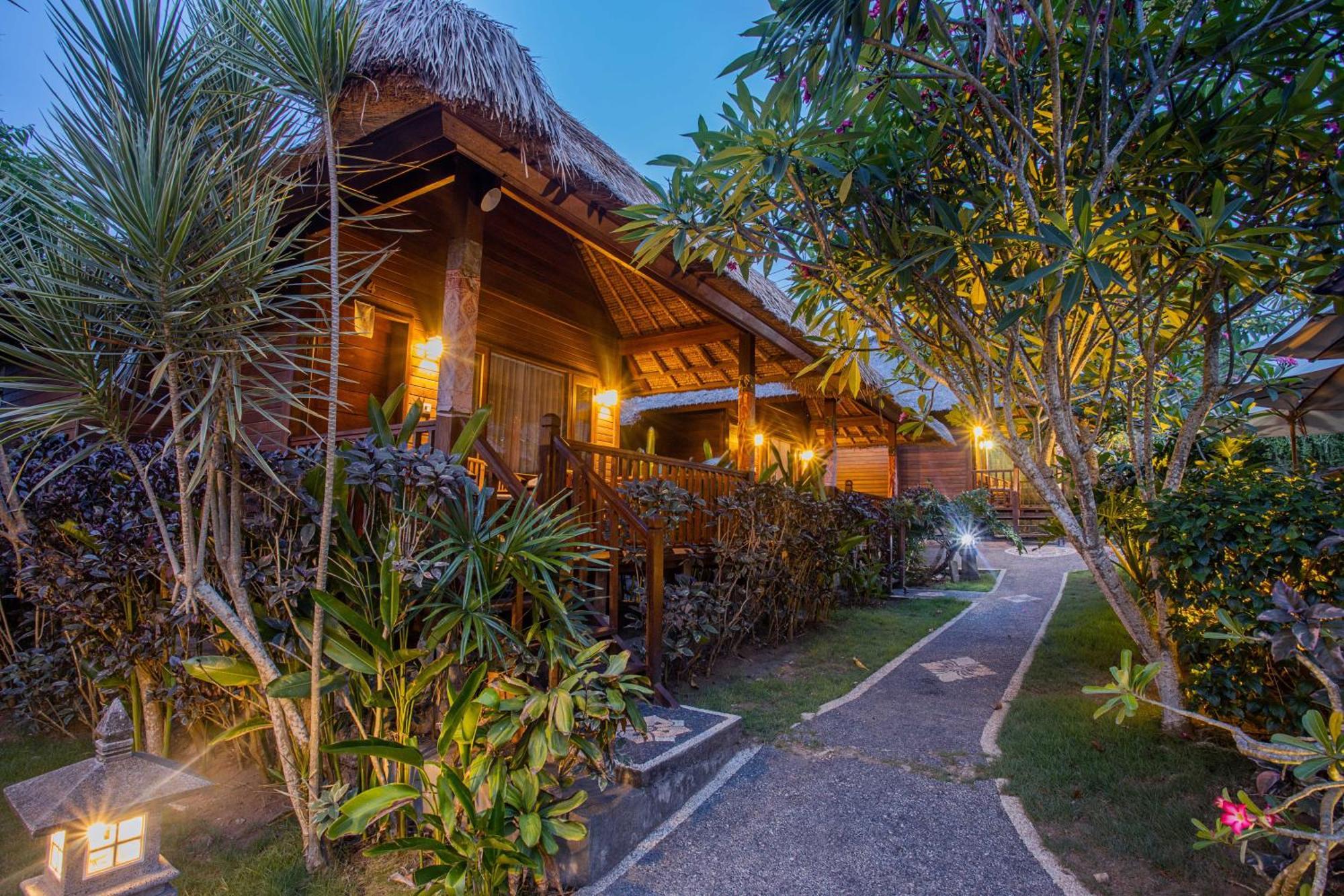 Wisma tamu Mantra Huts Nusa Lembongan (Bali)