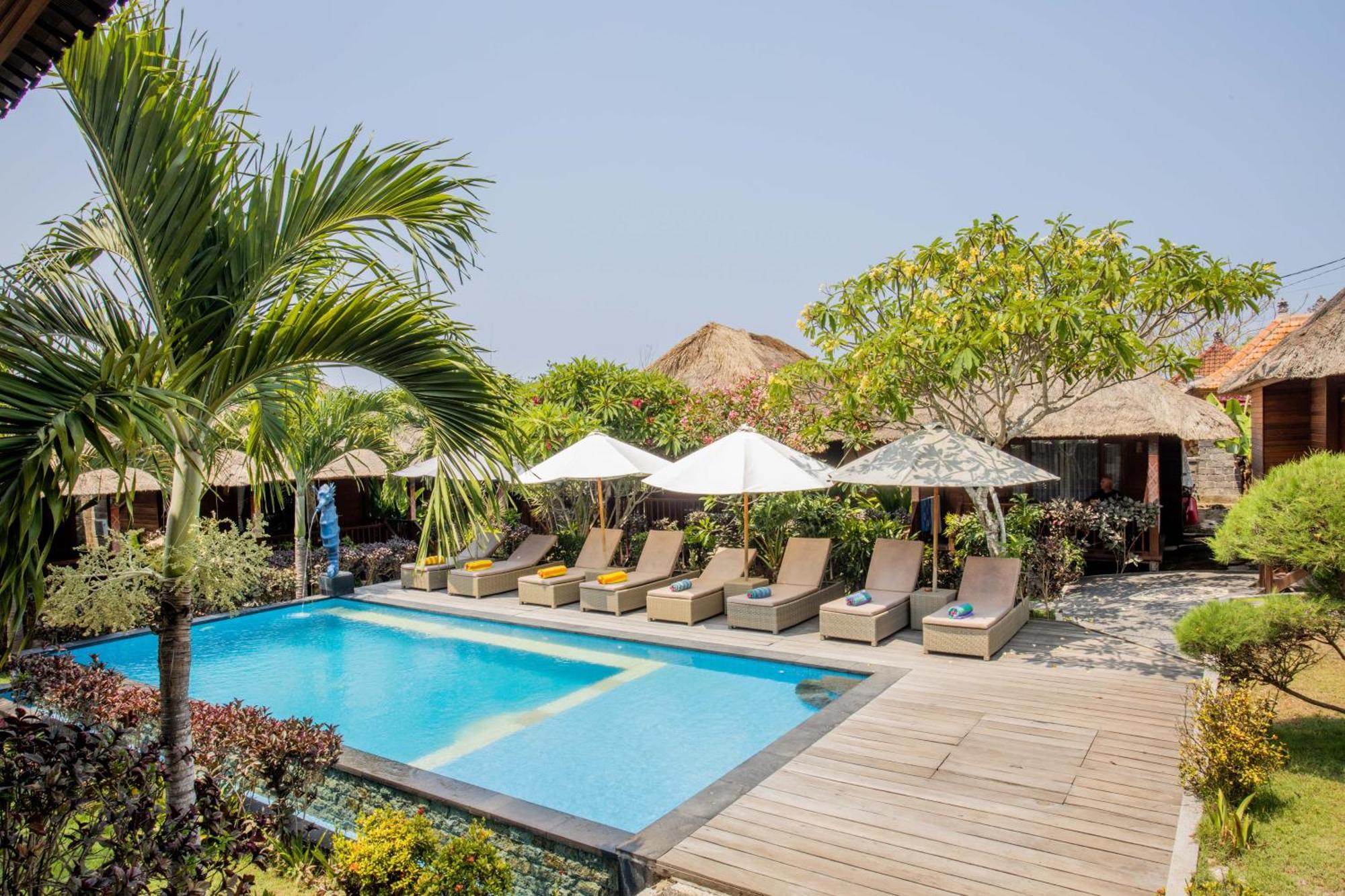Koji Garden Huts 4*