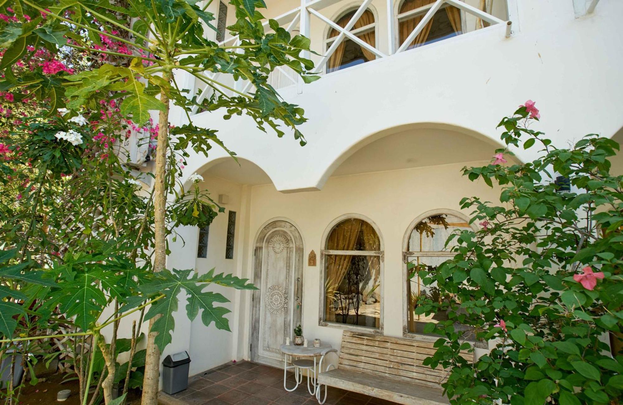 Isla Indah Retreat Boutique Hotel Holiday park