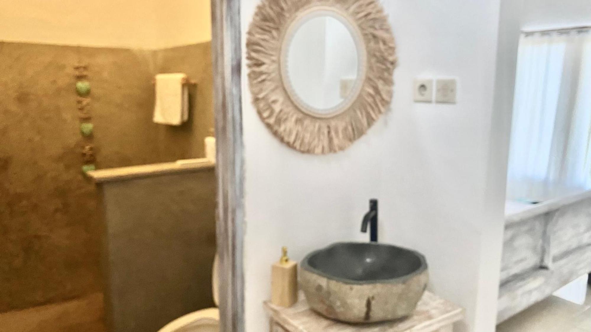 Oasis Boutique Hotel *
