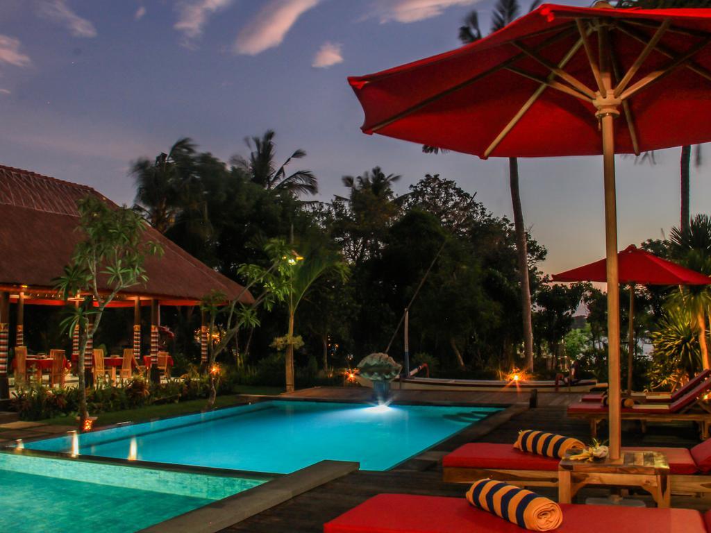The Jingga Taman liburan