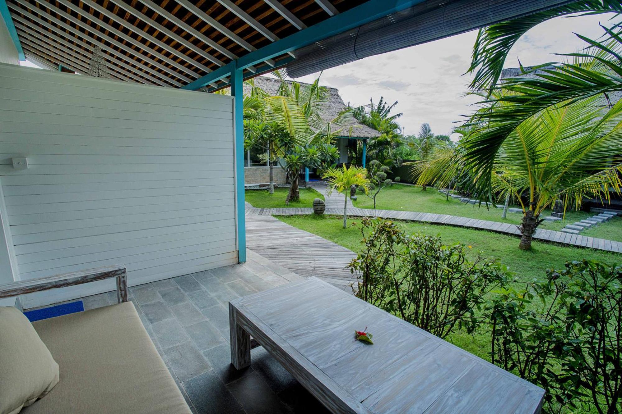 Holiday park Water Blow Huts Nusa Lembongan (Bali)