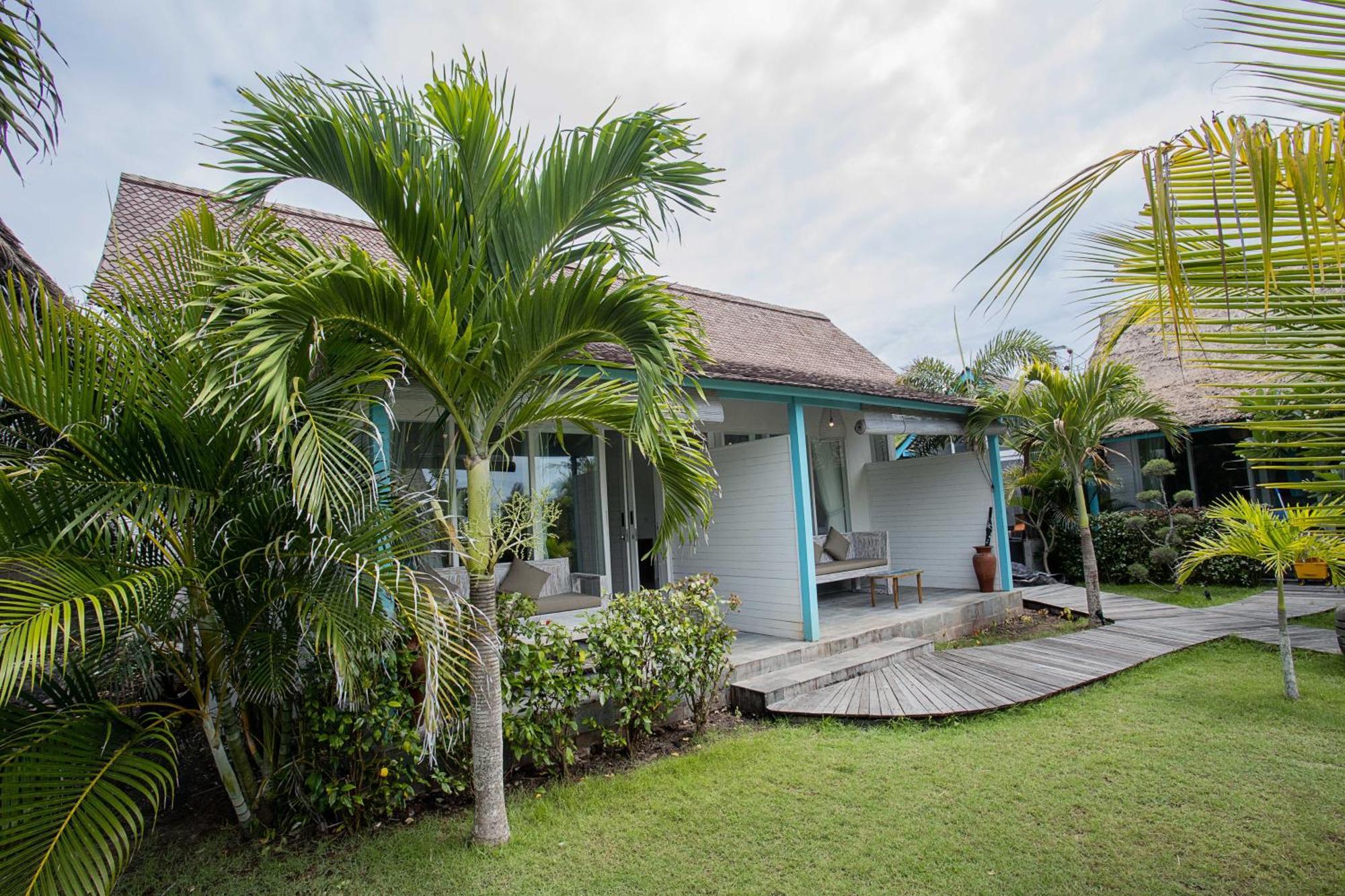 Holiday park Water Blow Huts Nusa Lembongan (Bali)