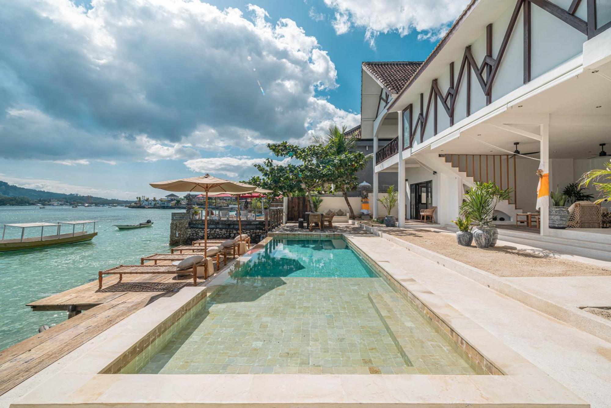 La Ceningan - Breathtaking 4br Beachfront In Nusa Ceningan *