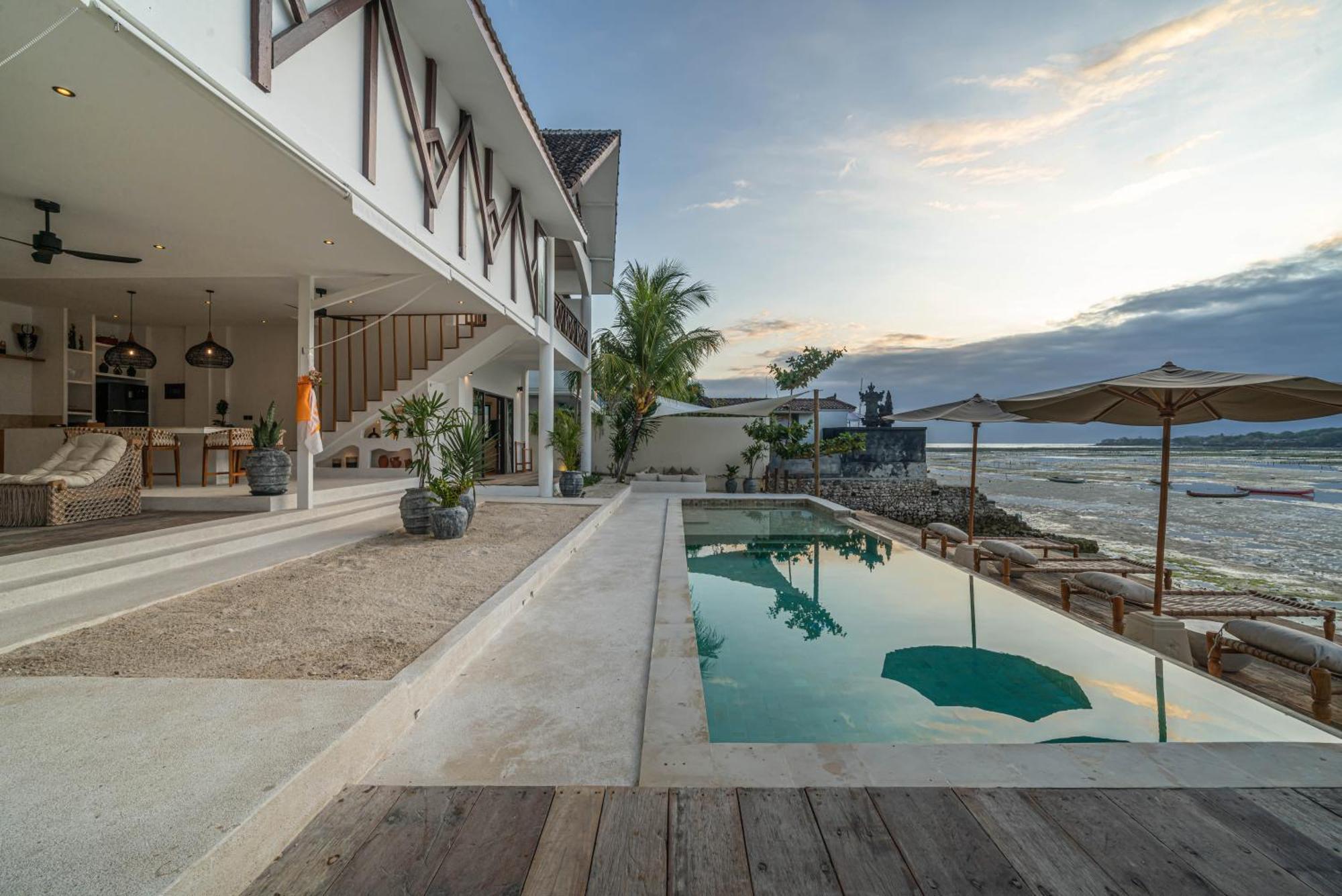 Villa La Ceningan - Breathtaking 4br Beachfront In Nusa Ceningan Nusa Lembongan (Bali)