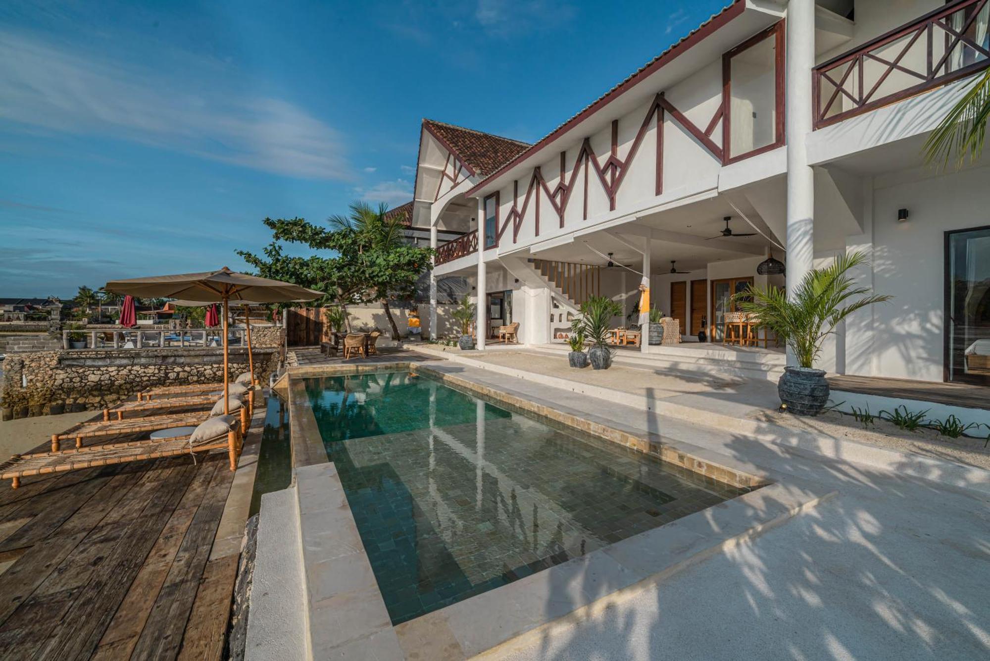 La Ceningan - Breathtaking 4br Beachfront In Nusa Ceningan Villa *