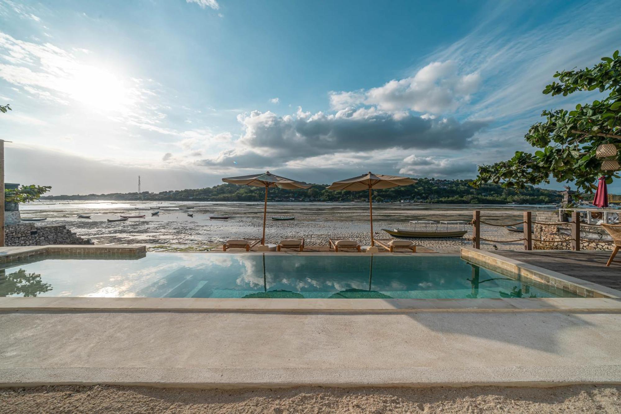 La Ceningan - Breathtaking 4br Beachfront In Nusa Ceningan Nusa Lembongan (Bali)