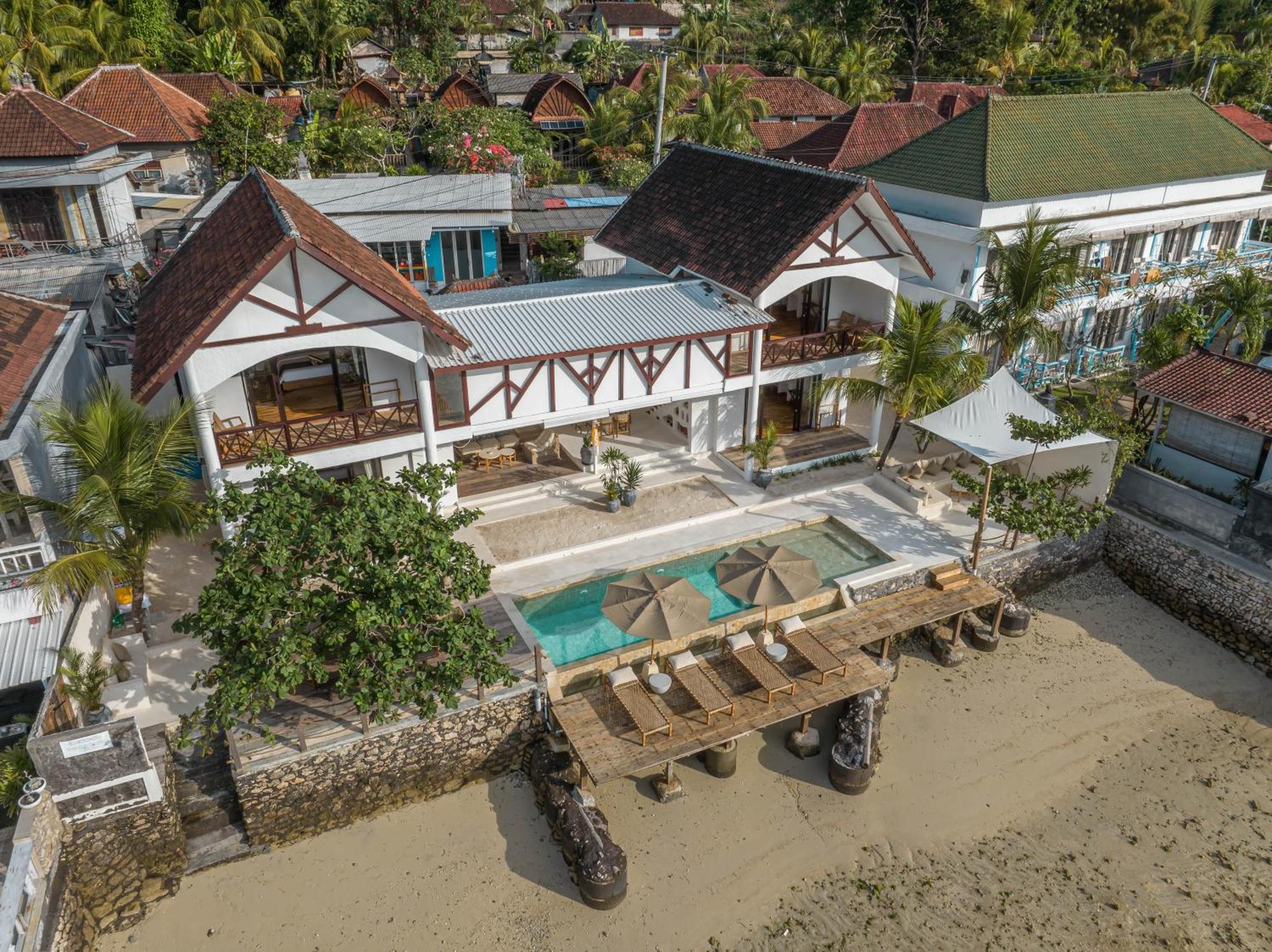 La Ceningan - Breathtaking 4br Beachfront In Nusa Ceningan *