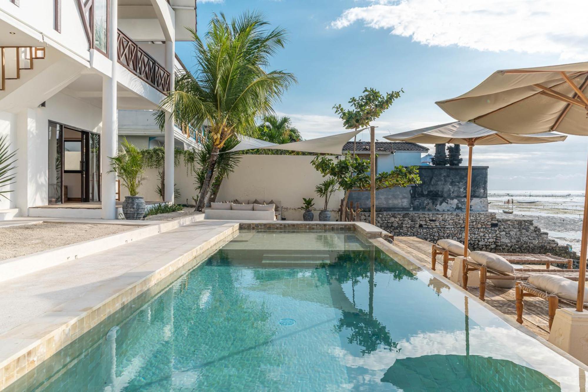 Villa La Ceningan - Breathtaking 4br Beachfront In Nusa Ceningan Nusa Lembongan (Bali)