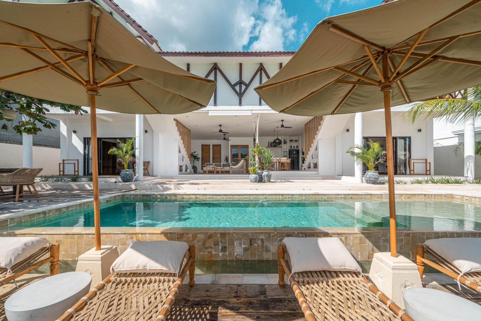 Villa La Ceningan - Breathtaking 4br Beachfront In Nusa Ceningan Nusa Lembongan (Bali)