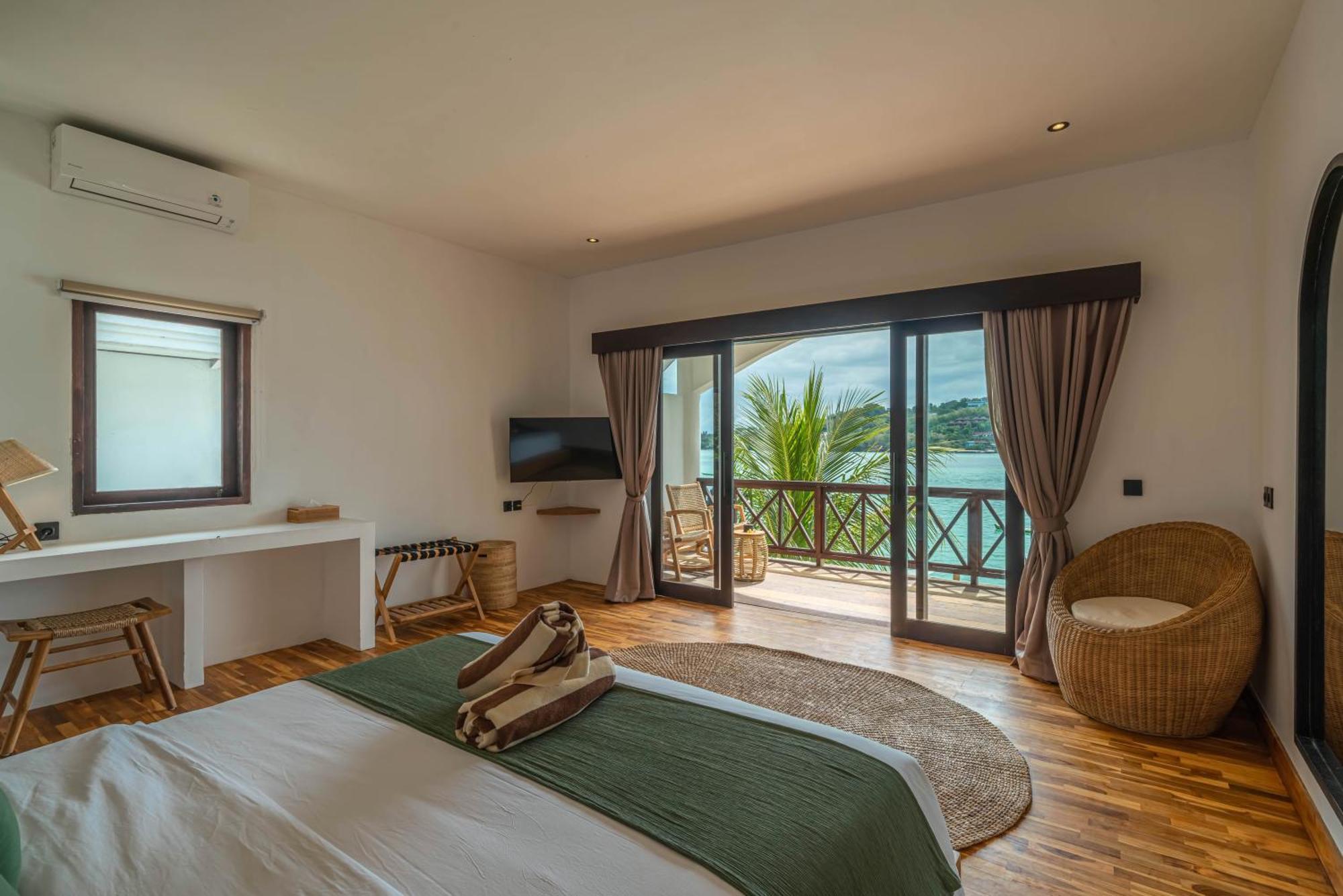 La Ceningan - Breathtaking 4br Beachfront In Nusa Ceningan * Nusa Lembongan (Bali)