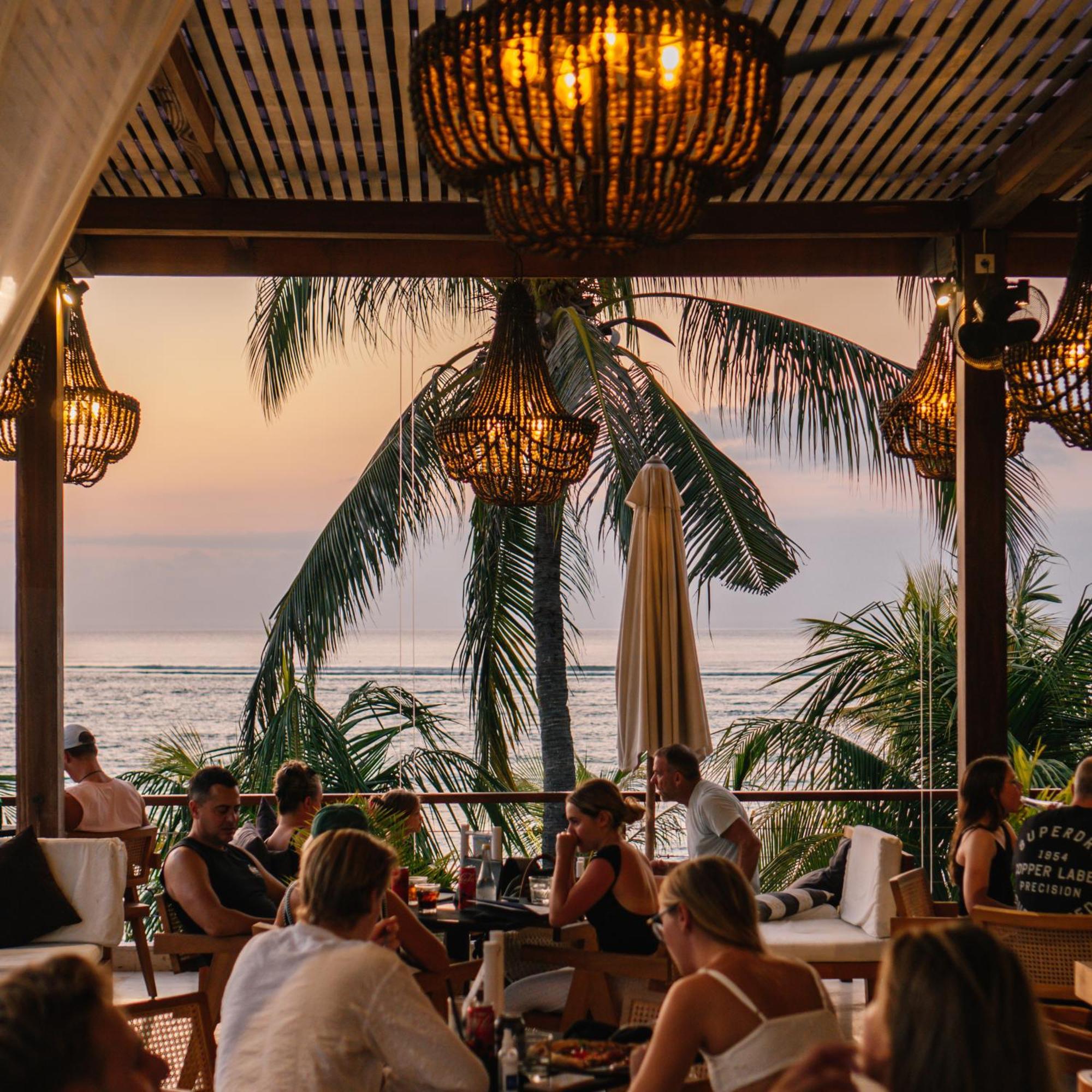 Resort Ohana's Beachfront & Club