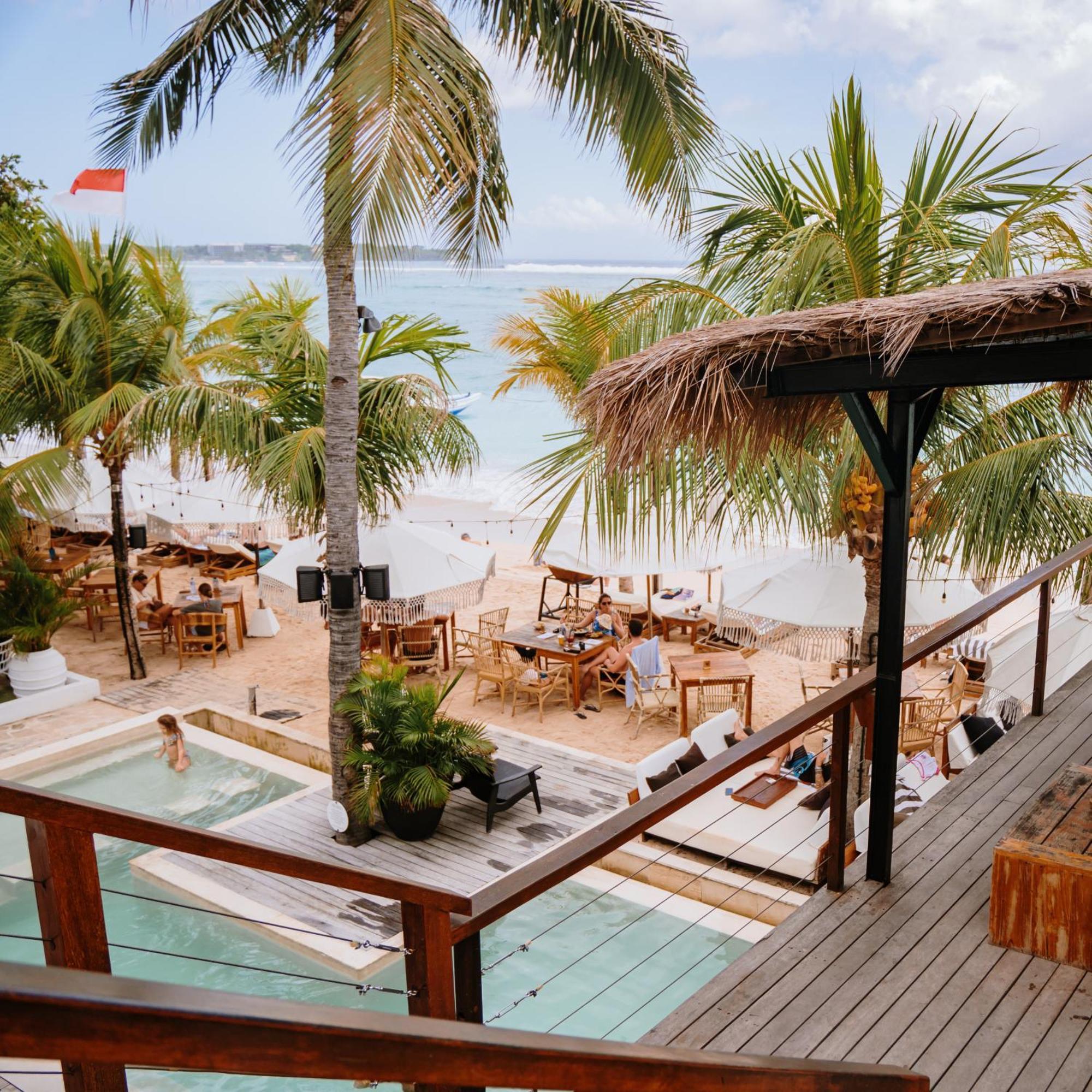 Ohana's Beachfront & Club Resort 4*