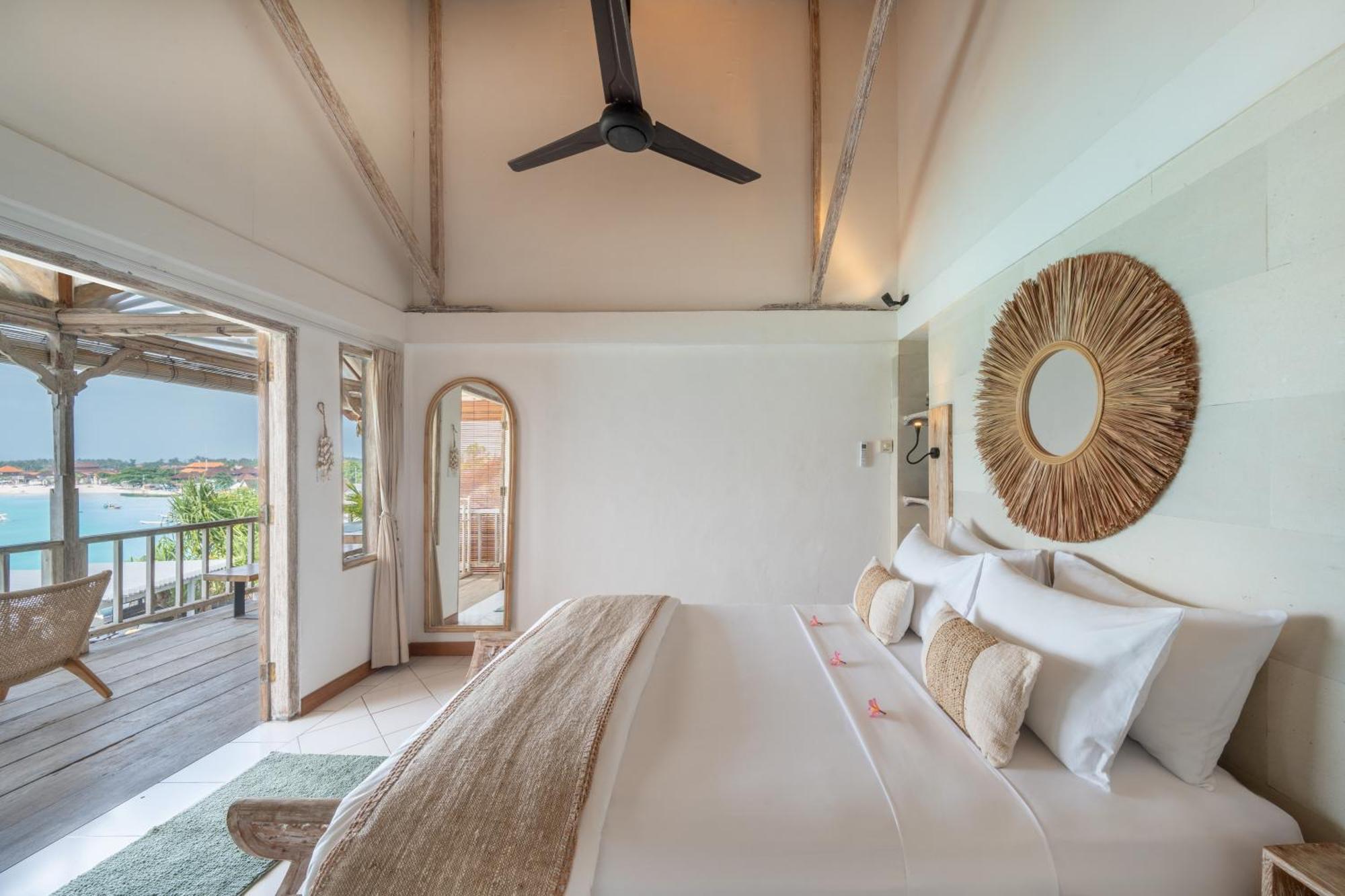 Villa Aman - Oceanfront *