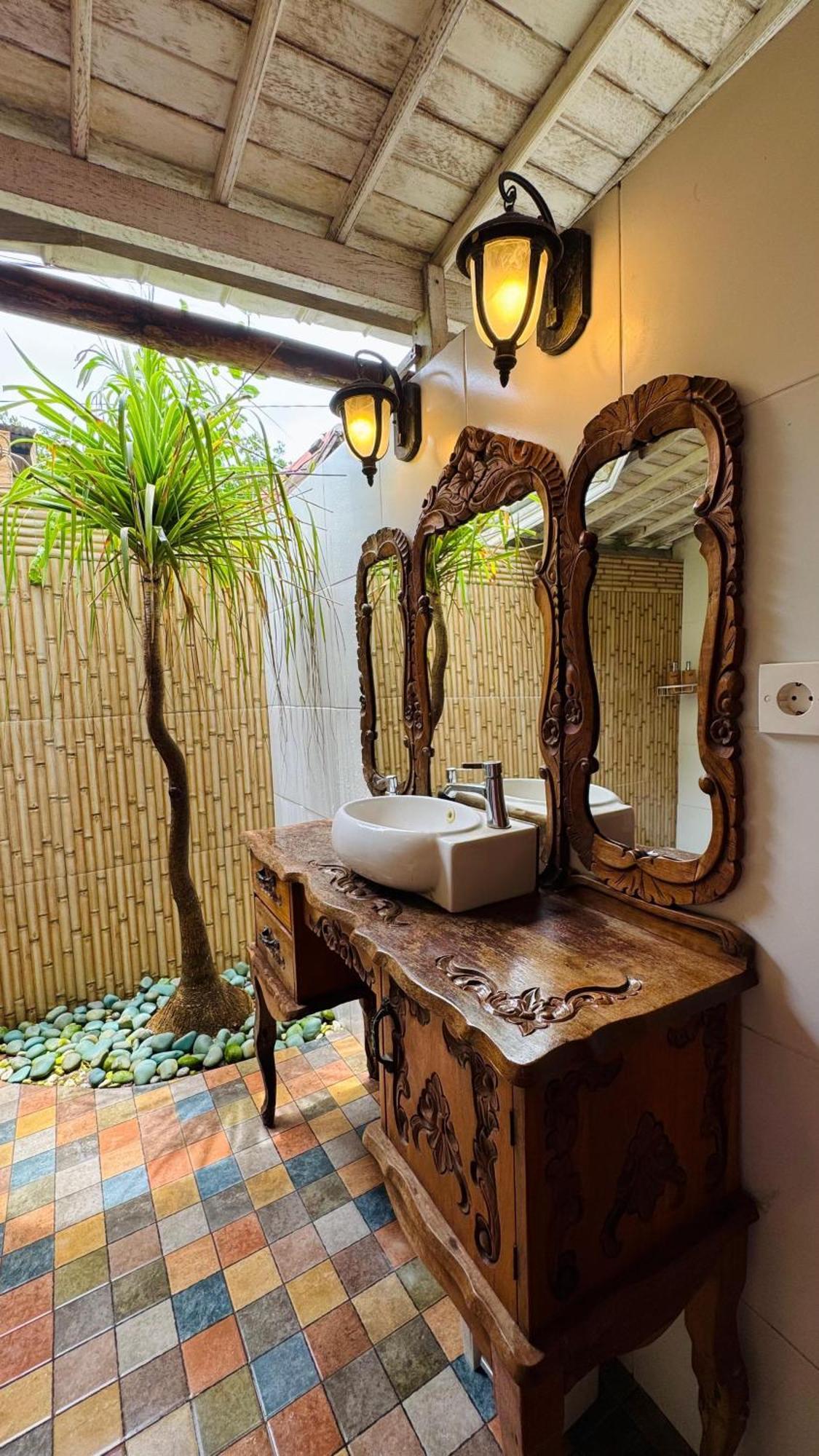 Villa 2 Bedroom Lagoon Nusa Lembongan (Bali)