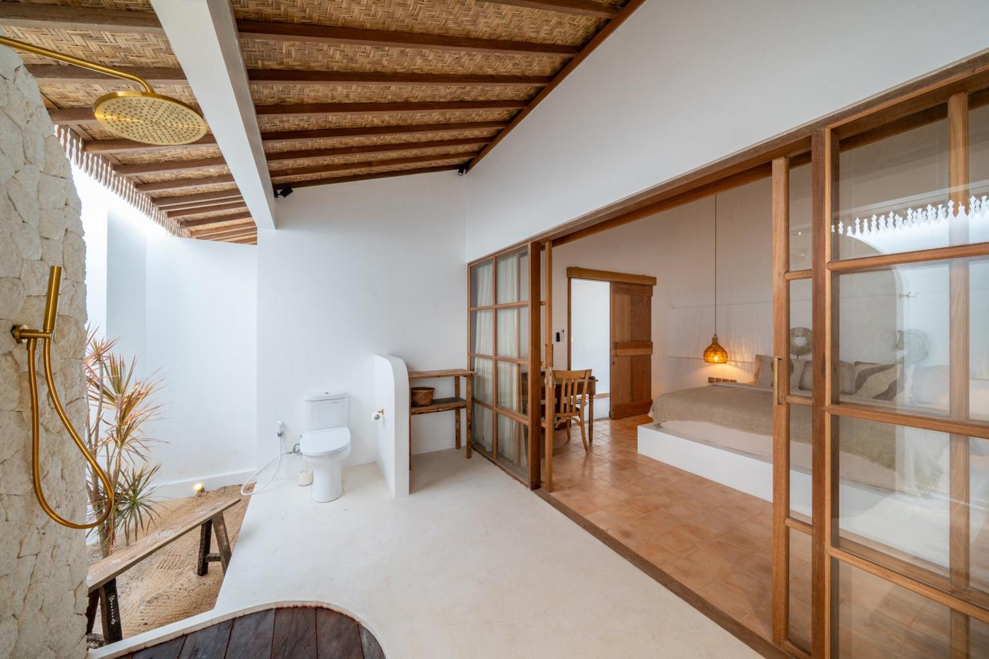 Villa Lagoona