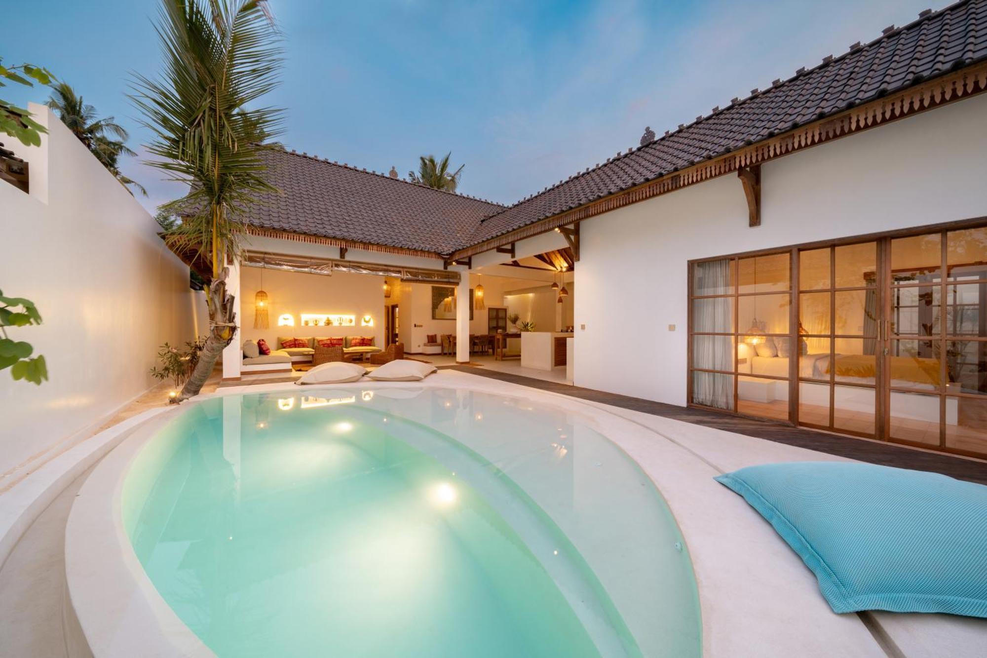Lagoona Villa *