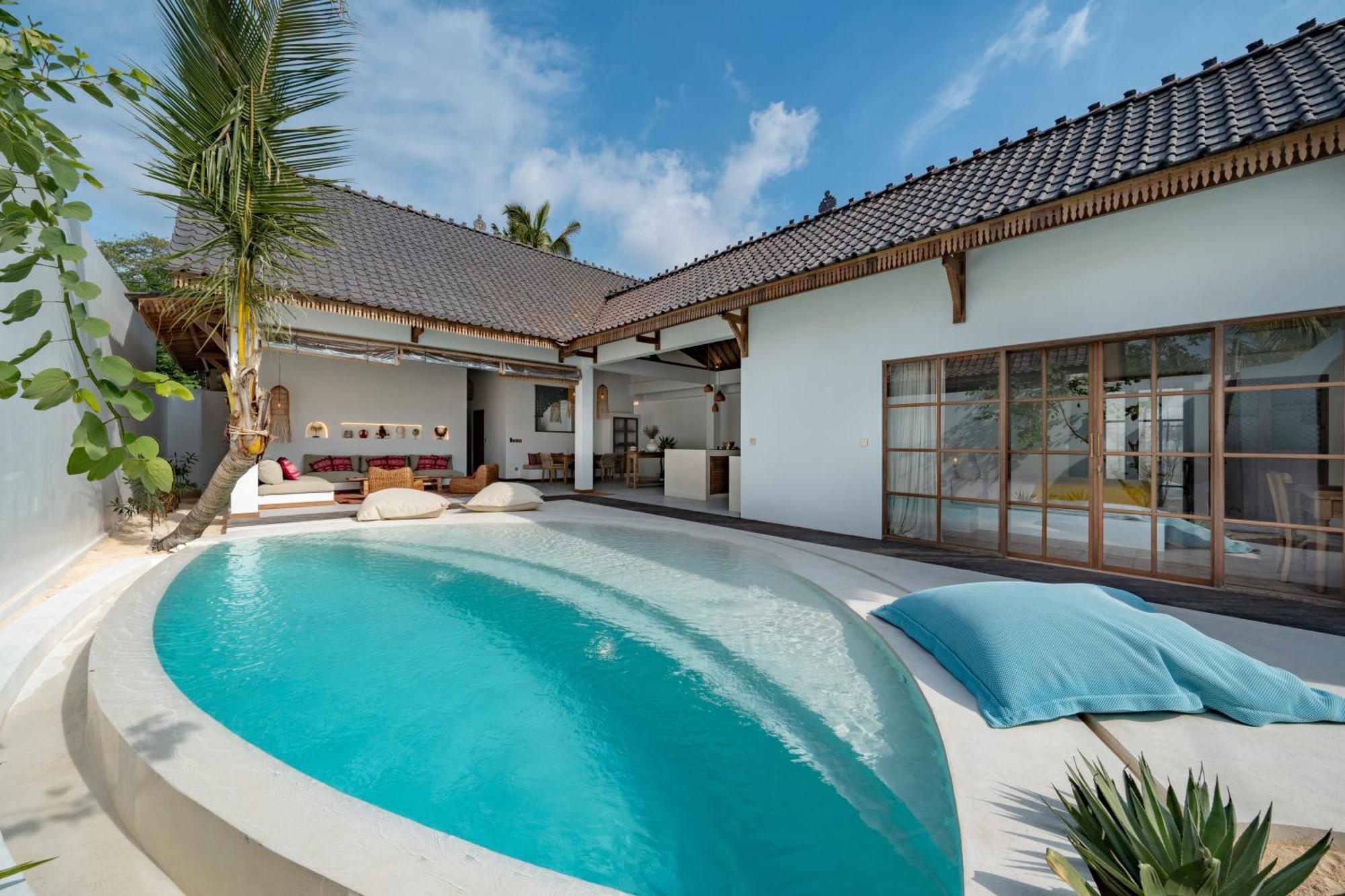 Lagoona Villa