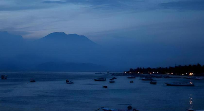 Batu Karang & Resort 4*