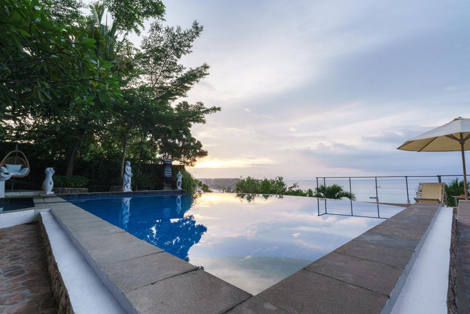 Seaview Private Villa *