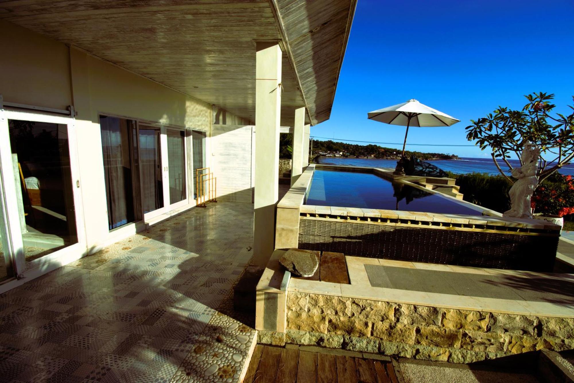 Hotel Nusa View - Oceanfront *