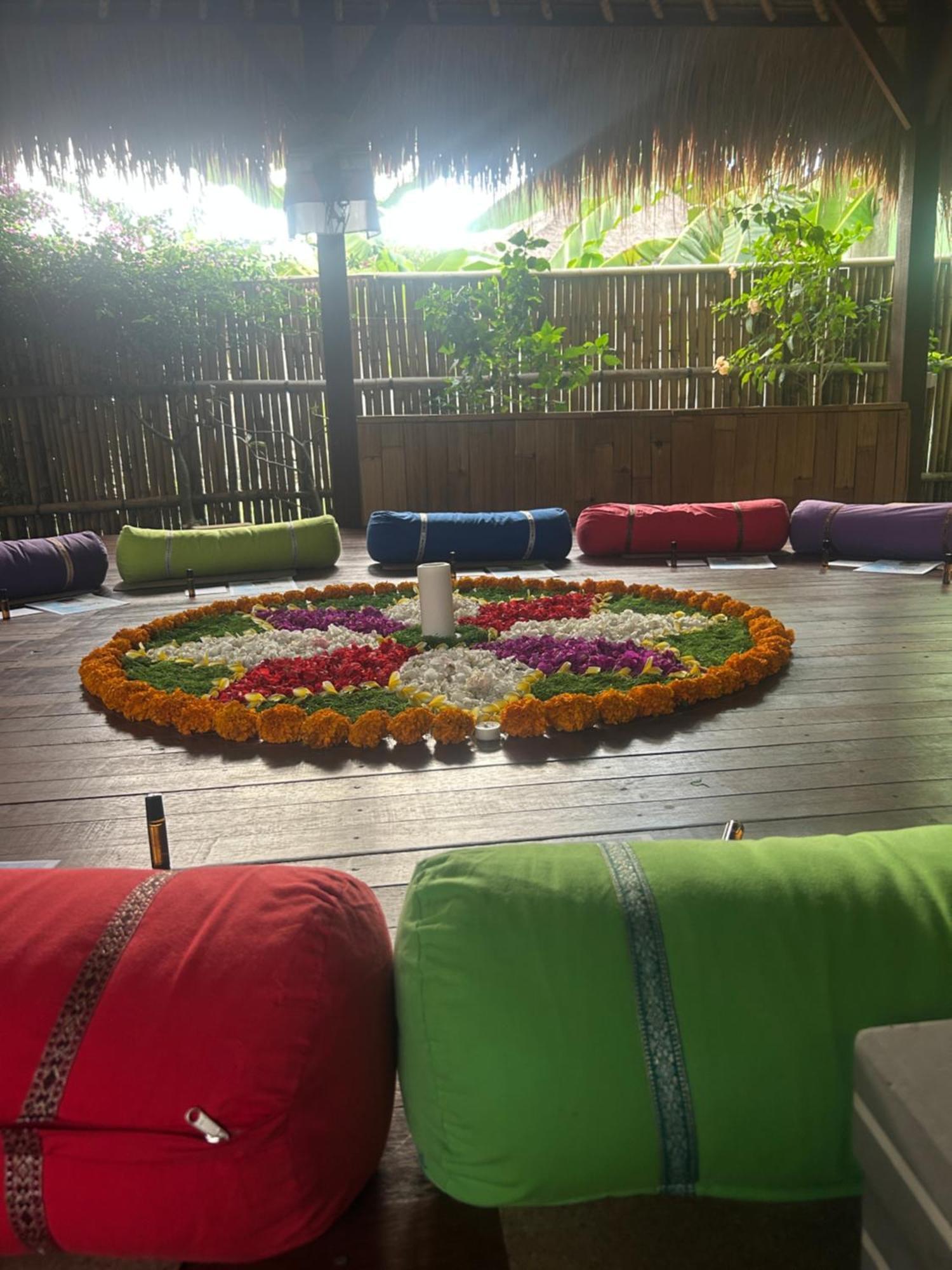 Island Garden Huts Lembongan Bed & Breakfast