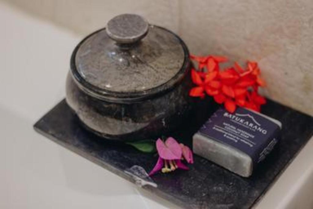 Batu Karang Lembongan & Resort 4*