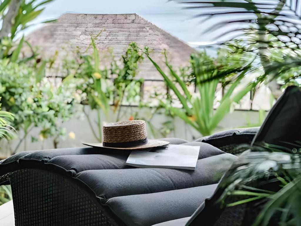 Batu Karang Lembongan & 4*