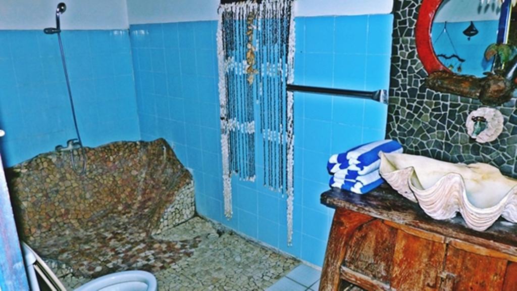 Wisma tamu Bunga Bungalo 2*