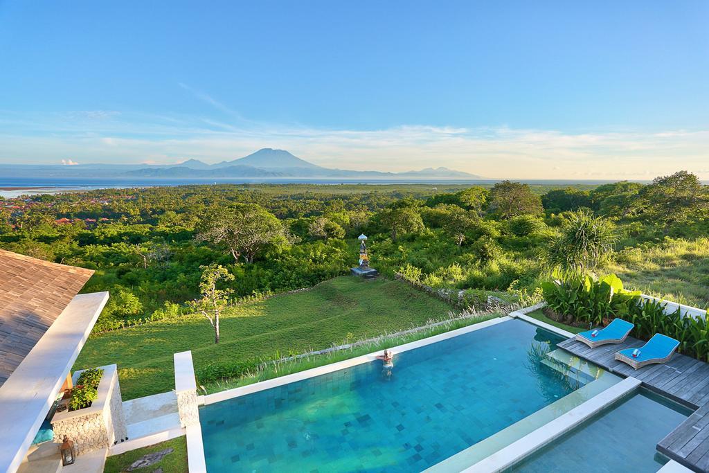 Villa 353 Degrees North