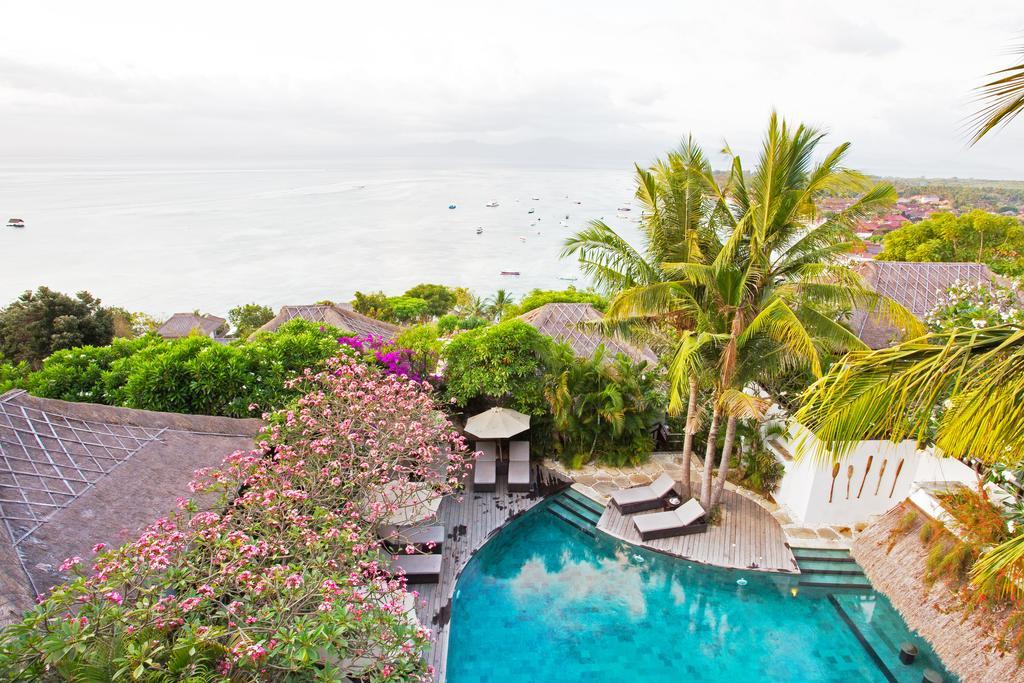 Resort Batu Karang &