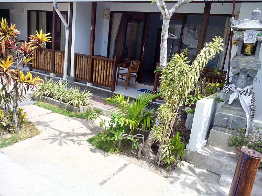 Pantai Island