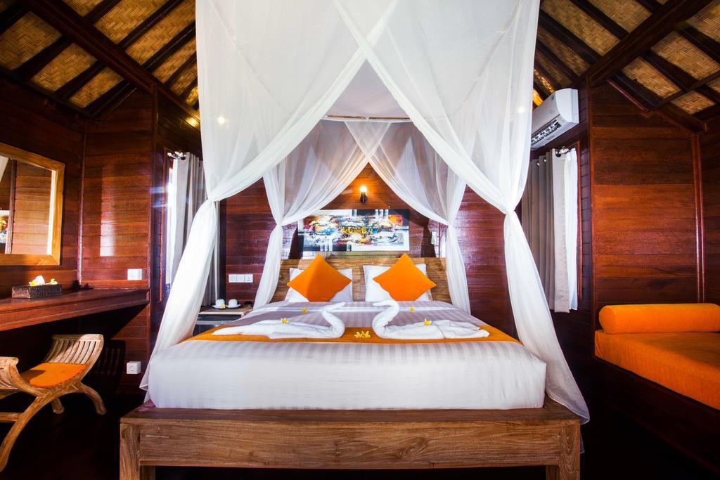 Dinatah - Chse Certified Nusa Lembongan (Bali)