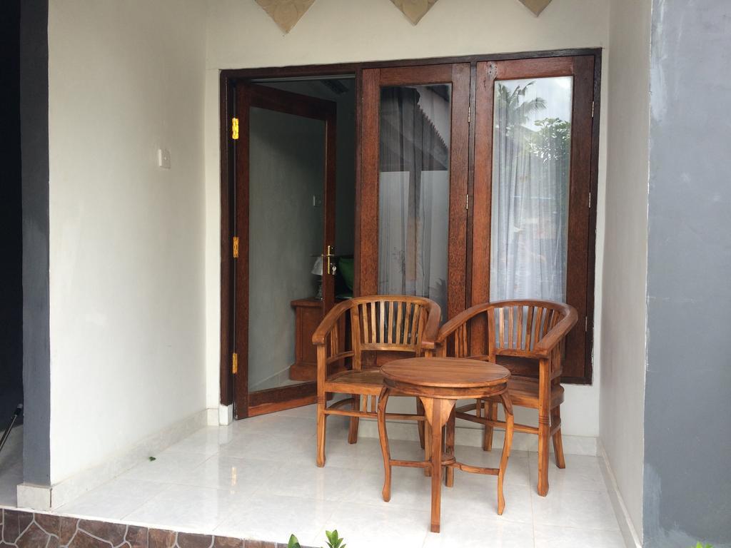 Linggy Homestay *