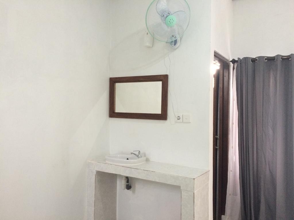 Linggy Homestay *