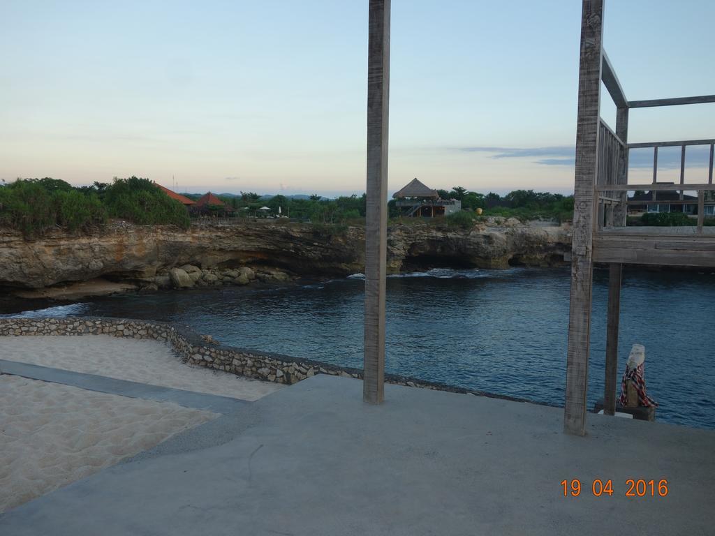 Cliff Park 3*