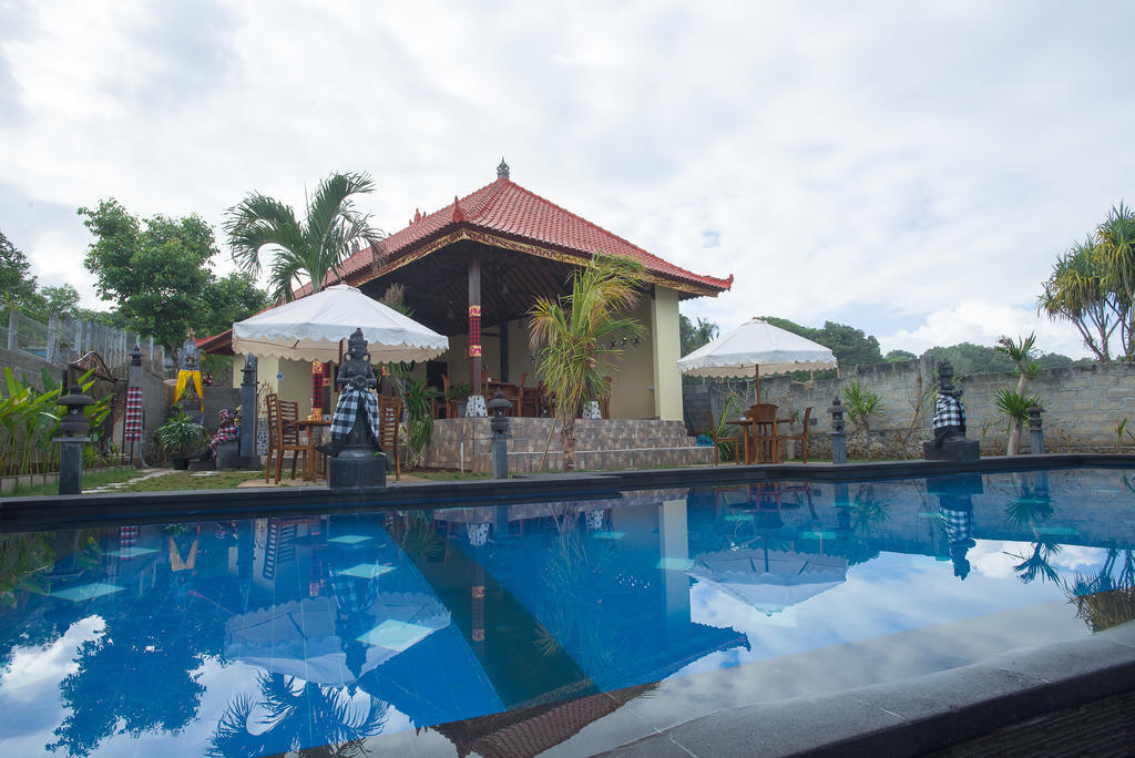 Twilight Ceningan Nusa Lembongan (Bali)