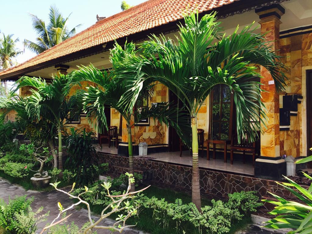 Homestay The Deny's Huts *