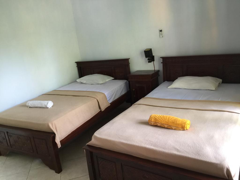 The Deny's Huts