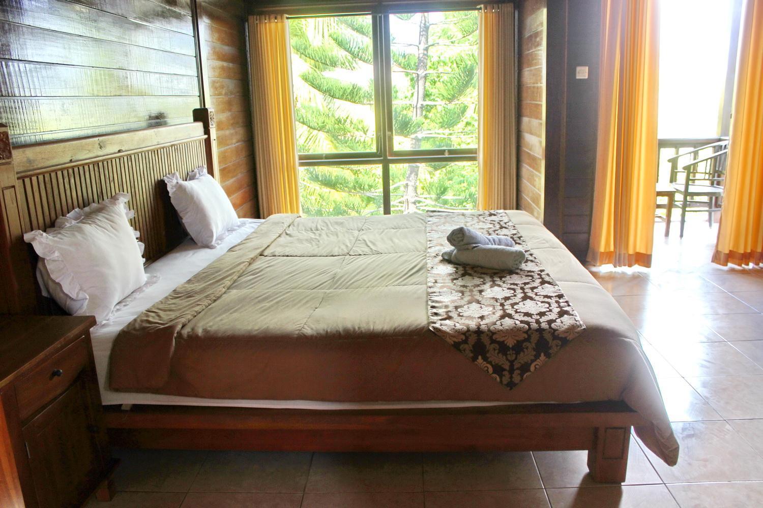 Star Two Thousand Homestay *