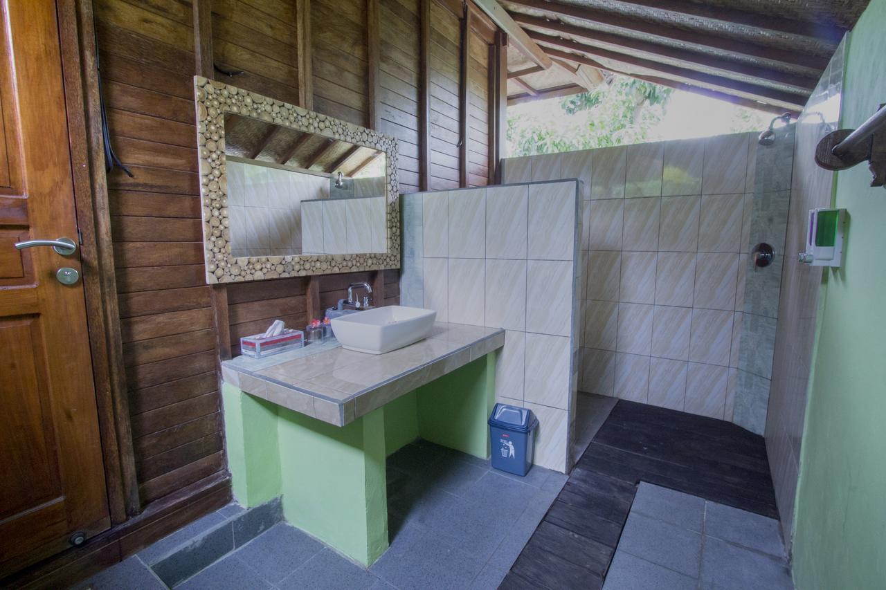 Holiday park Amora Hut's 3*