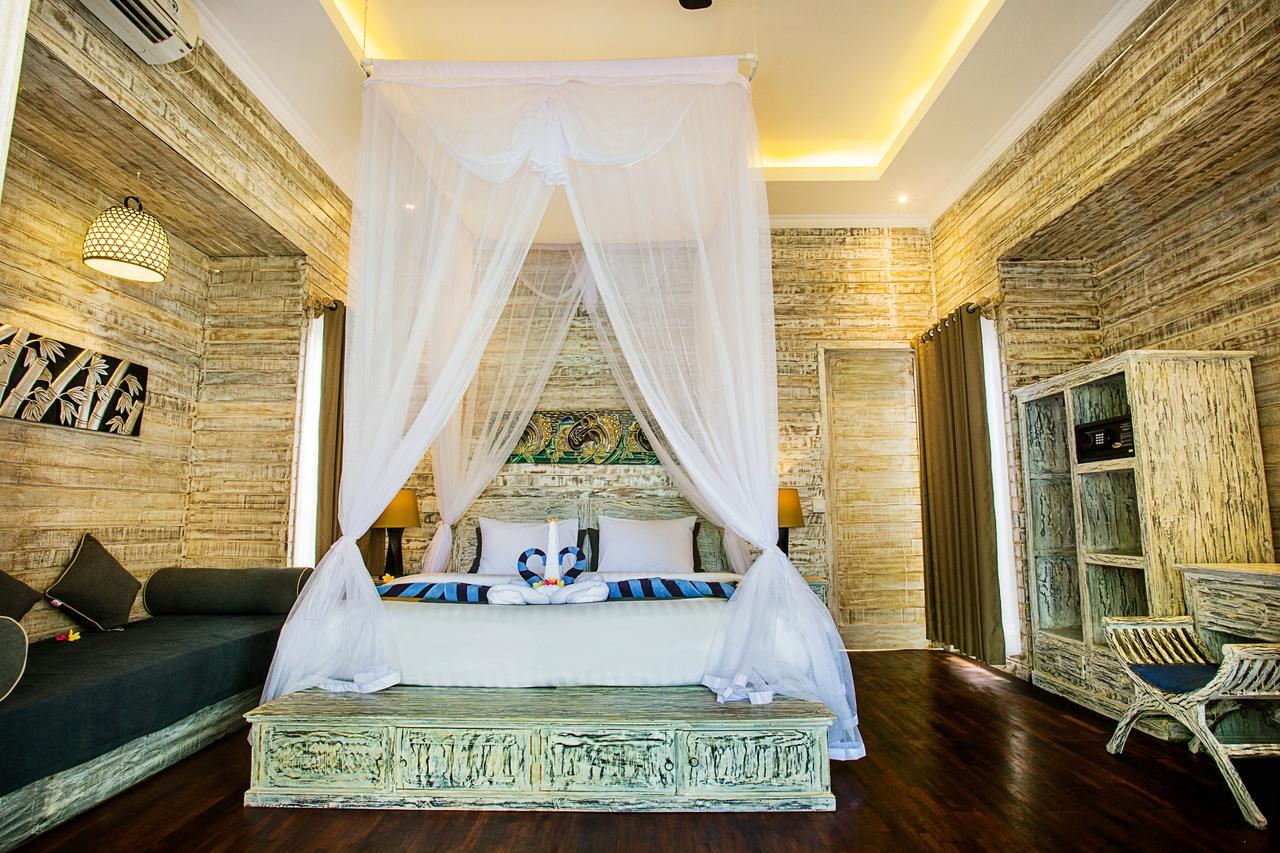 Hotel The Palm Grove