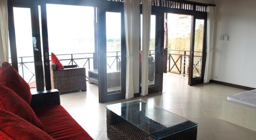 Hotel Reef 3*