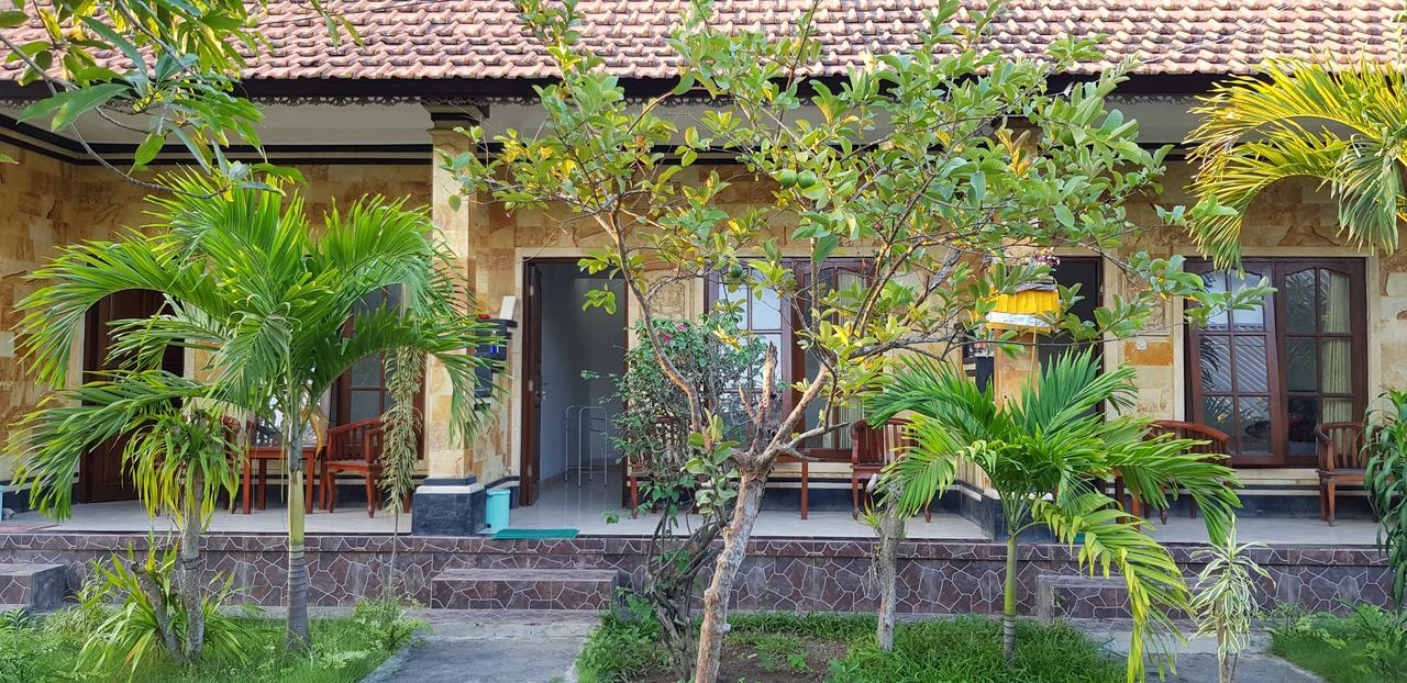 Homestay The Deny's Huts *
