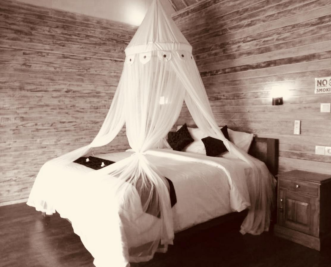 Homestay Naradas Mushroom Beach