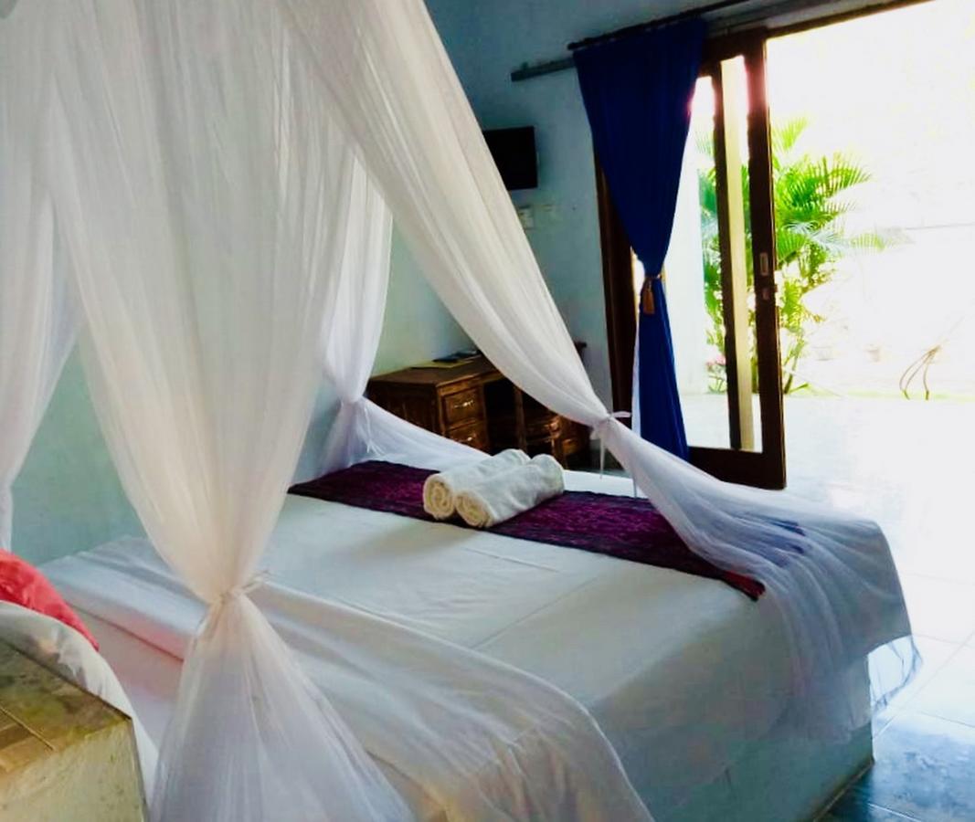 Homestay Naradas Mushroom Beach