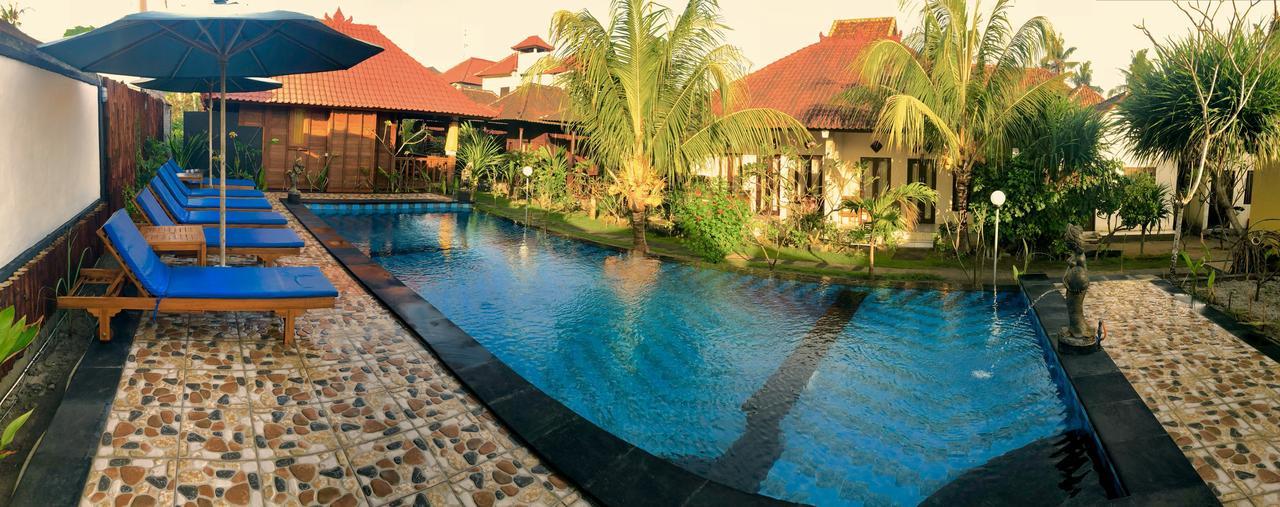 Tropical 2*