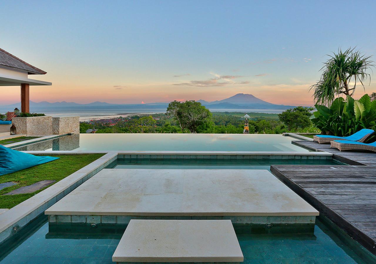 353 Degrees North Villa